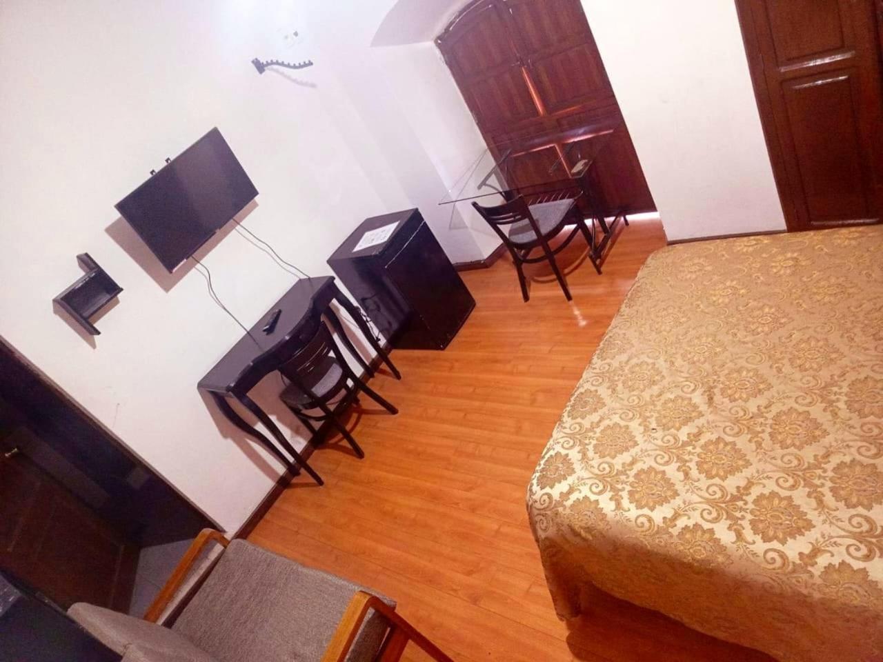 סוקרה Hostal Recoleta Sur מראה חיצוני תמונה