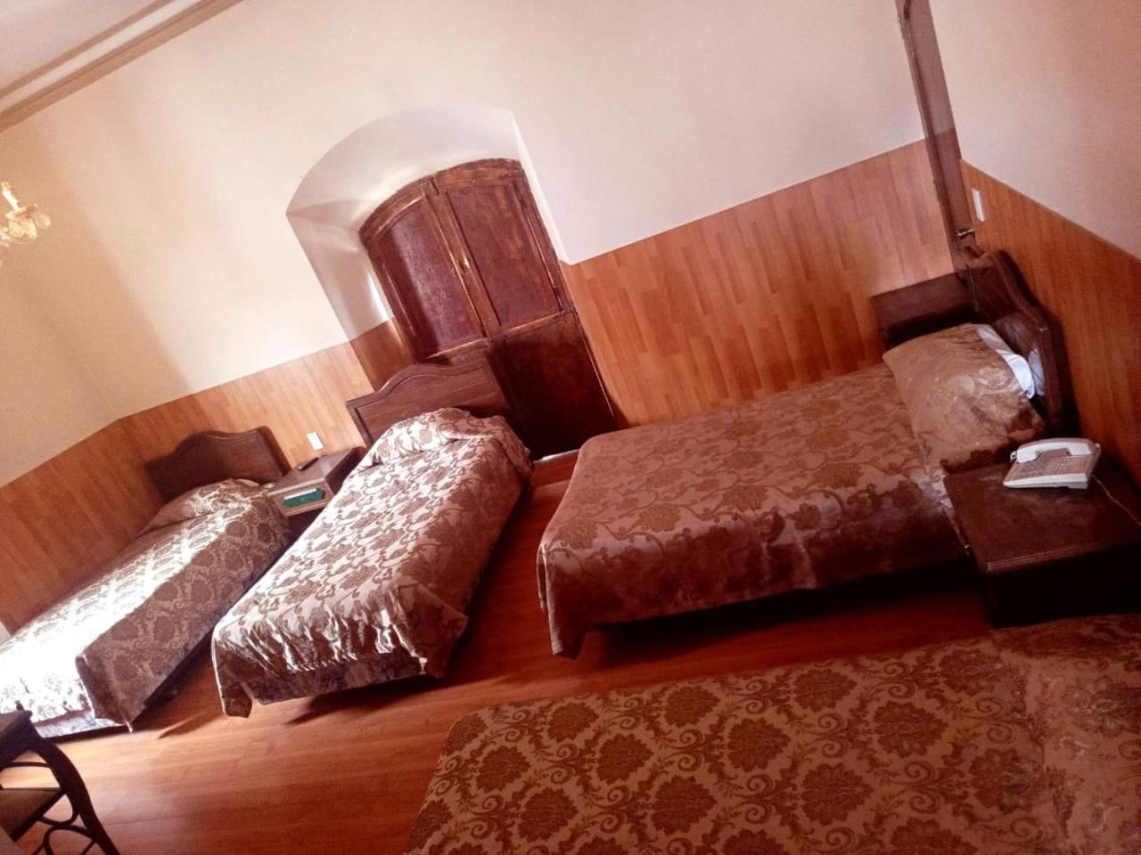 סוקרה Hostal Recoleta Sur מראה חיצוני תמונה